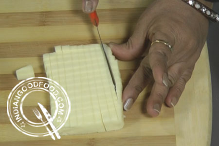 aata namkeen biscuit