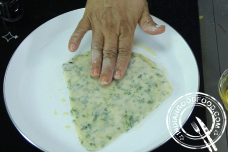 sooji methi parantha