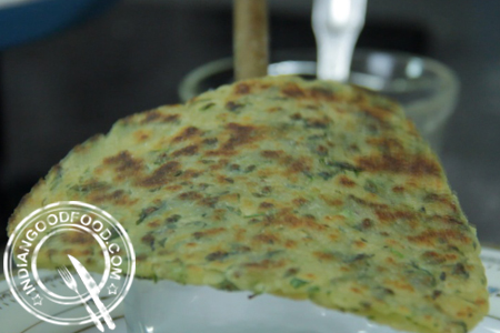 sooji methi parantha