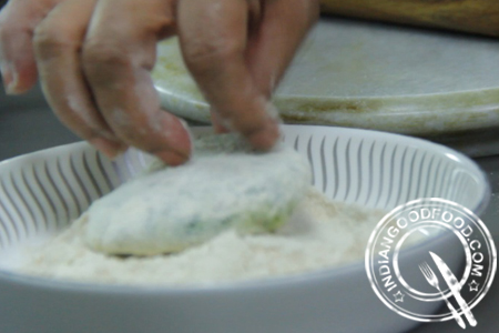 sooji methi parantha