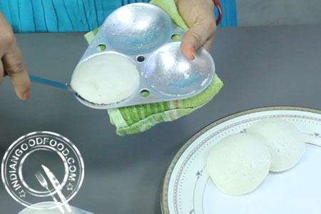 aloo stuffed masala idlis