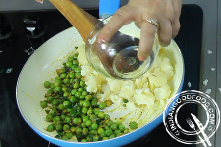 stuffed aloo masala idli recipe