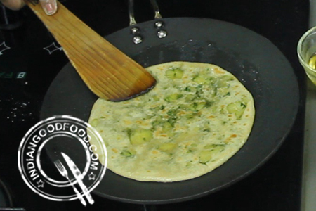 stuffed spinach potato parantha