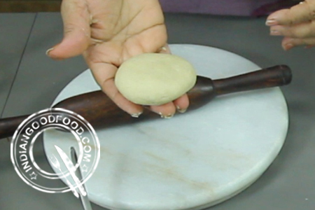 stuffed spinach potato parantha