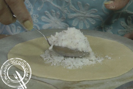 sweet coconut parantha recipe