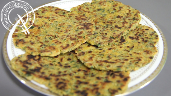 makka methi parantha